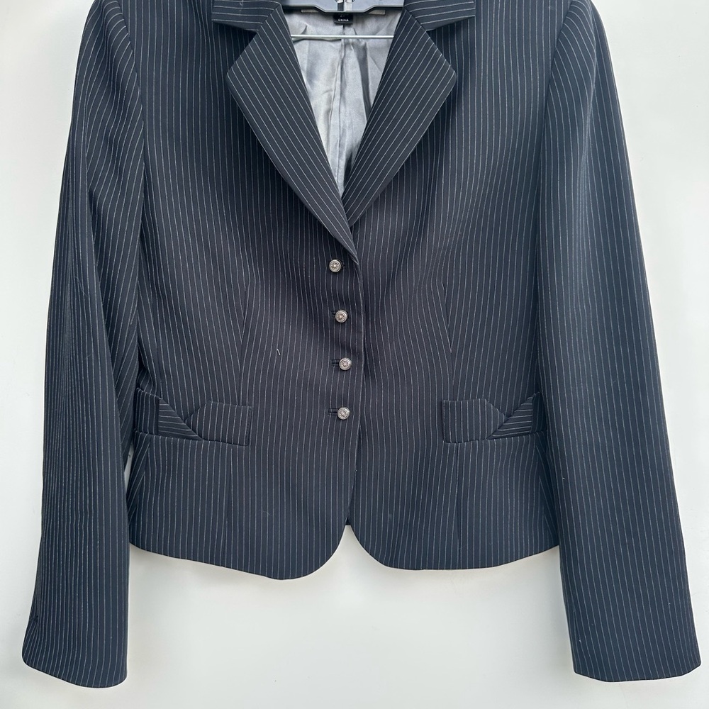 TAHARI Women's Black Pinstripe Blazer